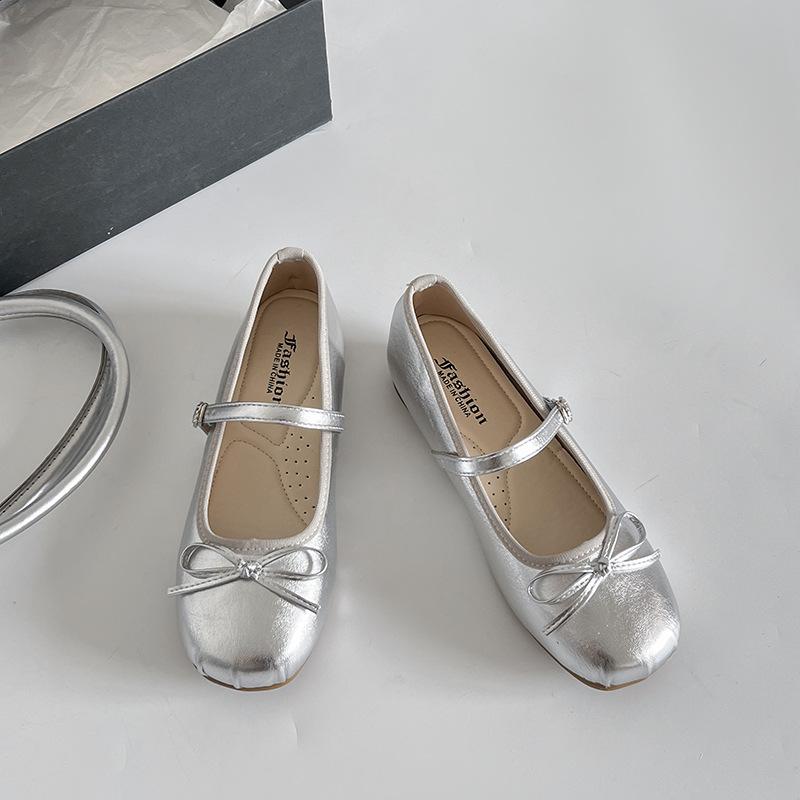 Inner height increase single shoes women's 2025 spring new Korean version grandma shoes elastic band word with bow Mary Jane shoes