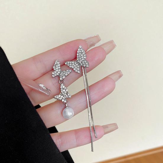 

1 пара женских висячих сережек, асимметричные бабочки, стразы, декор из искусственного жемчуга, длинная кисточка, антиаллергенные легкие украшения для ушей из нержавеющей стали