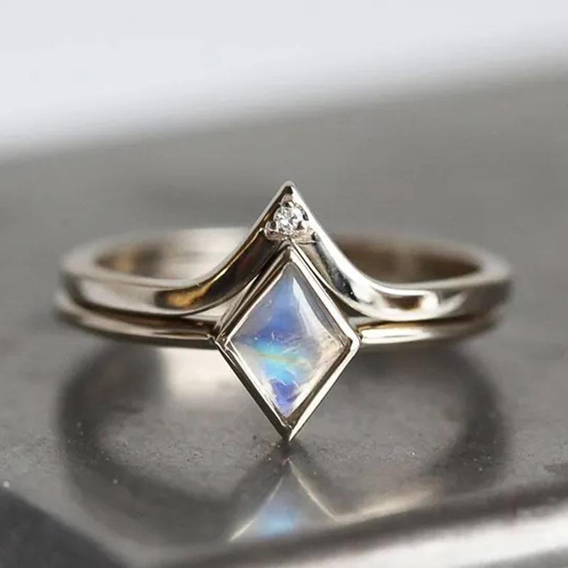 Chic Rhombic Imitation Opal Women Rings 2Pcs Set for Vintage Party Temperament Elegant Lady's Accessories New Jewelry