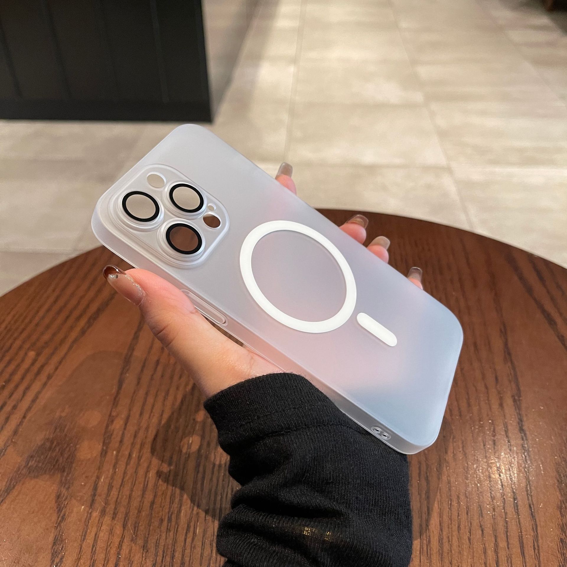 

Подходит для чехла для мобильного телефона iPhone16 Защита глаз Магнитная абсорбция ПК Ультратонкий Apple 15promax Противоударный чехол 14 Матовый Ледяной туман iPhone16