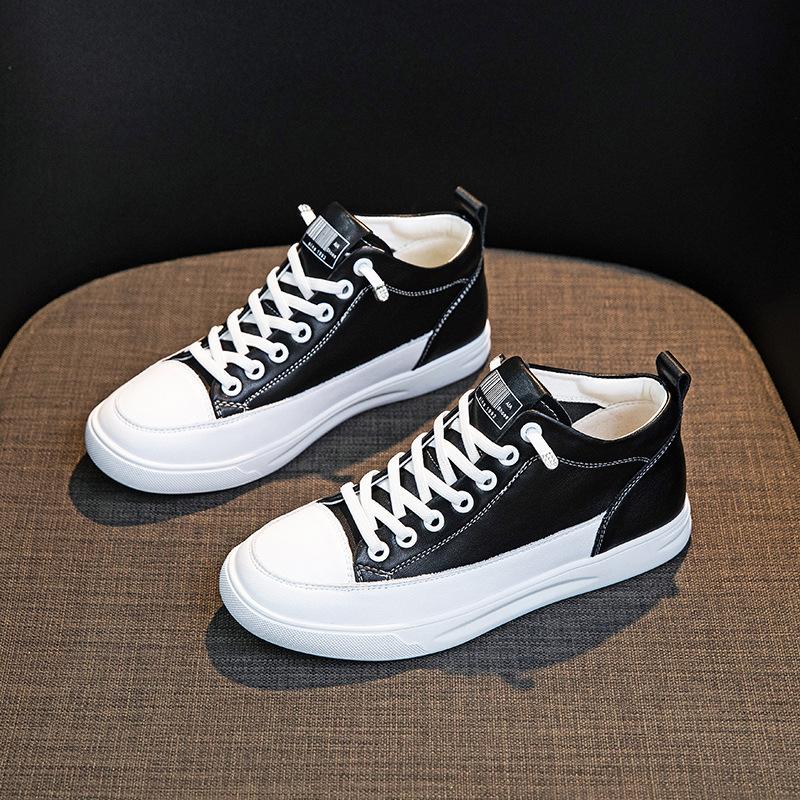 The First Layer of Cowhide High-top Sports Shoes for Women's 2025 Spring and Autumn New Leather Little White Shoes Versatile Sports and Leisure Board
