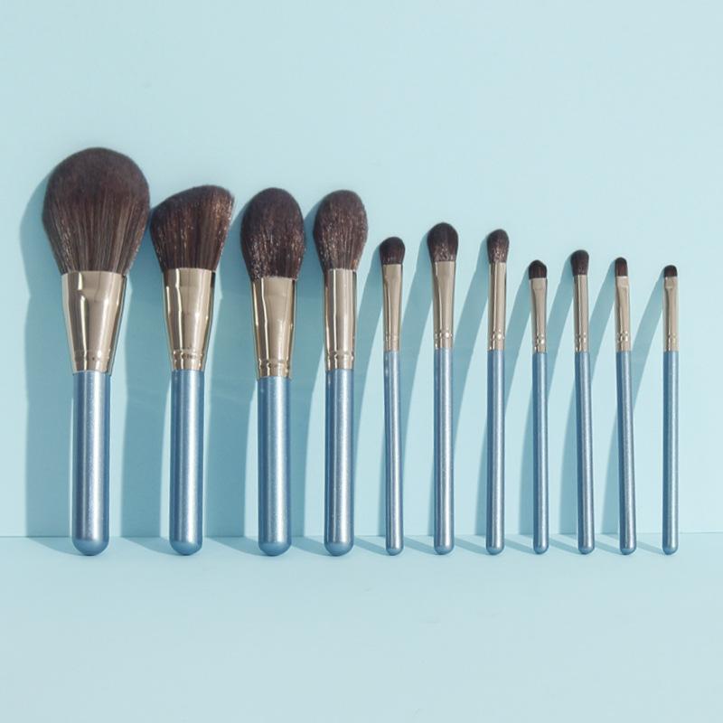 

Набор для макияжа, сумка для кистей для макияжа (11 предметов), тени для век, консилер, рассыпчатая пудра и кисть для румян, косметические инструменты и принадлежности для макияжа.