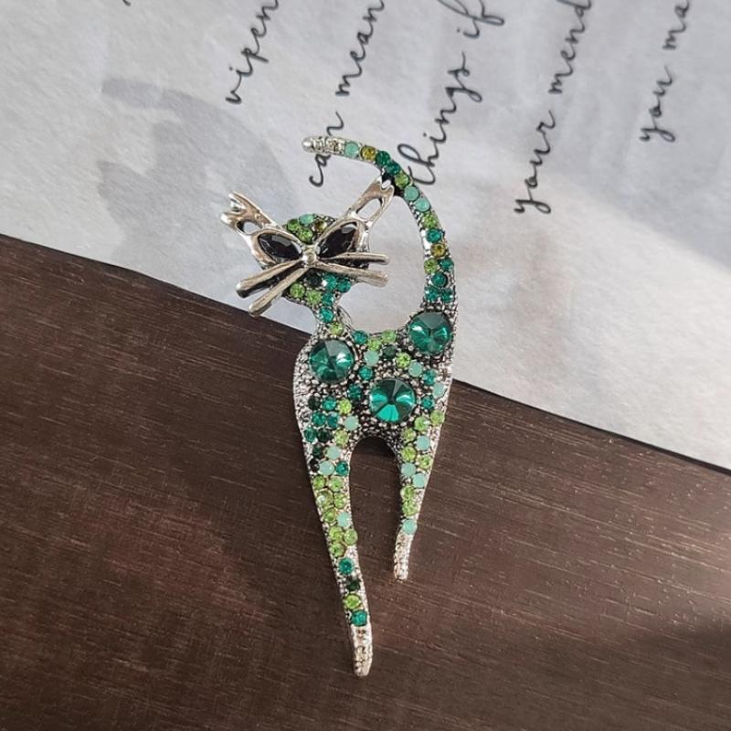 1Pcs Birthday Jewelry Crystal Cat Brooch For Women Vintage Enamel Animal Pin With Sparkling Rhinestones Cute Gift For Coats Bags