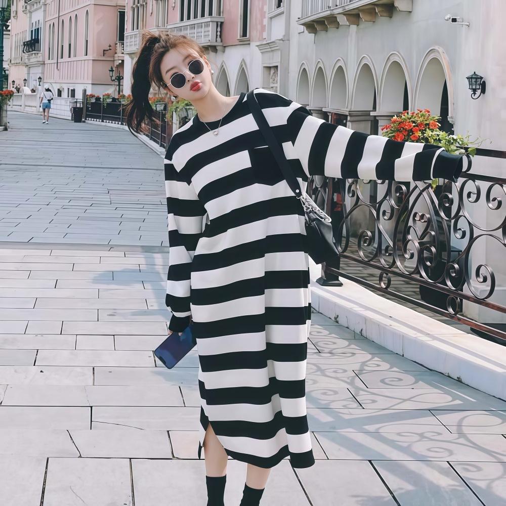 Spring and Autumn New Black and White Striped Long Sleeve Dress Loose Casual Skinny Split Knee Long T-Shirt Skirt Children