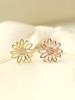 Minimalpiercing 14K Big Daisy Piercing Earrings