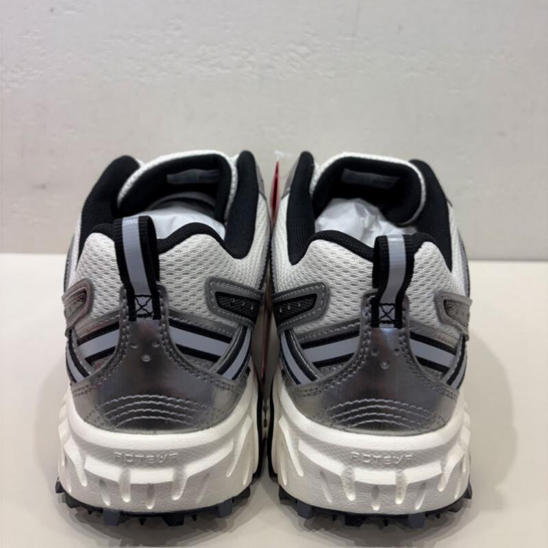 New Balance Sneakers Mt410gc5