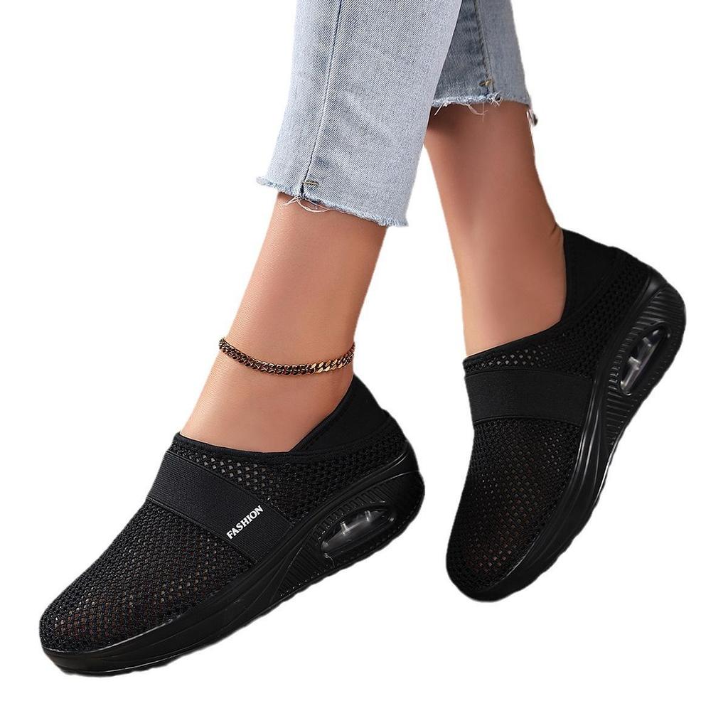 Women's Breathable Mesh Slip-On Slippers with Thick Sole and Closed Toe