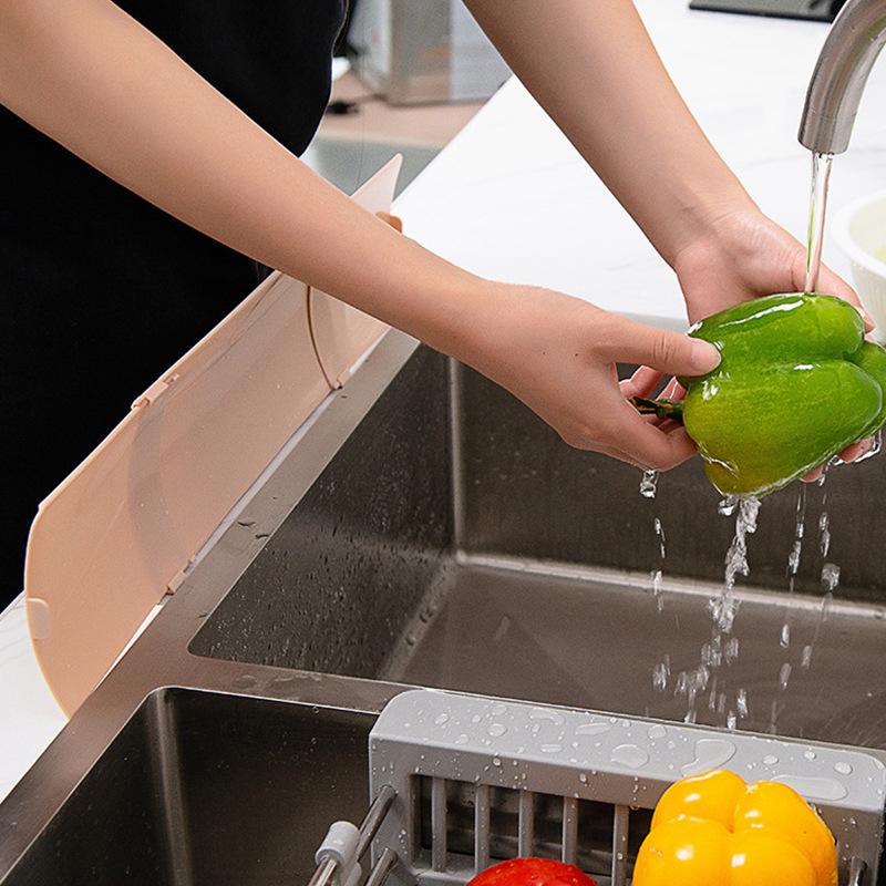 Scalable Kitchen Sink Water Splash Guard Washing Basin Anti-Splash Stopper Waterproof Splatter Screen Bar Anti-Water Board