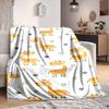 1pc Giraffe Pattern Blanket, Lightweight Flannel Throw Blanket for Sofa, Bed, Travel, Camping, Living Room, Office, Couch, Chair, and Bed