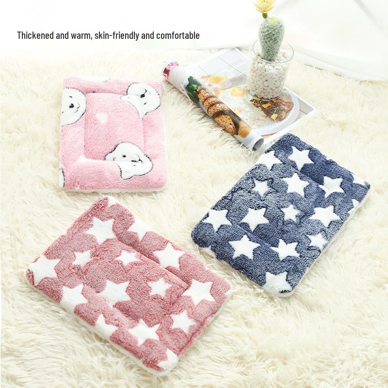 Thickened Autumn/Winter Non-Slip Pet Cushion: Warm Dog Bed & Cat Blanket