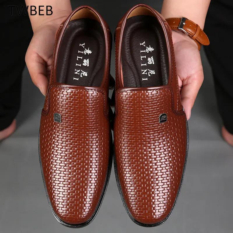 Men's Loafers Spring Leather Men Shoes Summer Hollow Breathable Oxfords Man Casual Shoes Slip On Formal Dress Shoe for Man