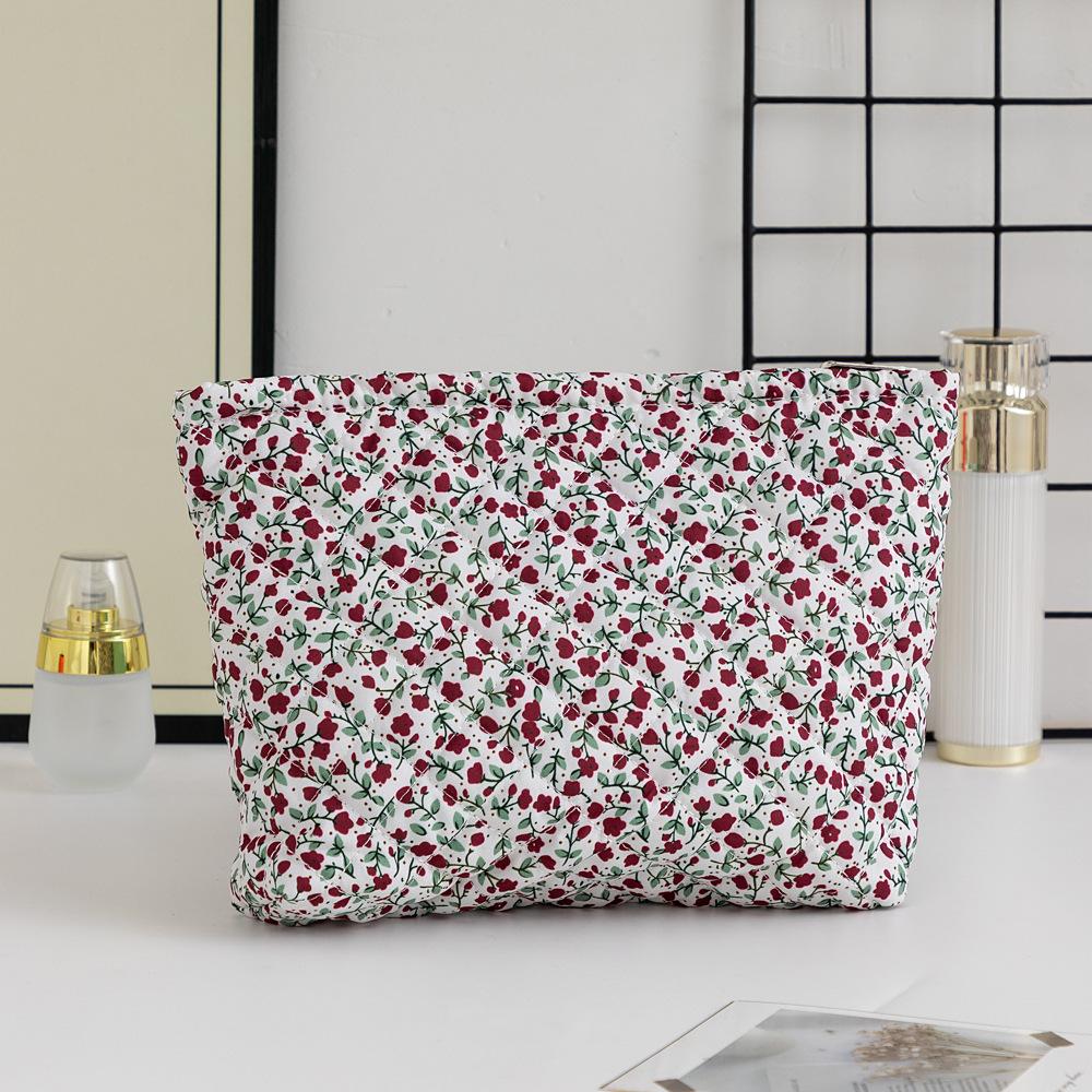 Floral Wash Bag Quilted Clutch Bag Inner Bags Large Capacity Makeup Bags Women Cosmetic Bag Skincare Pouch Travel Organizer