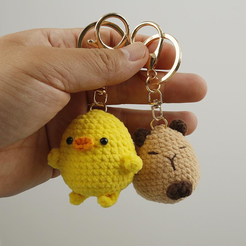 Cute Kapibara Crochet Keychain Handmade Cartoon Pendant Creative Knitted Animal Key Ring Bag Hangging