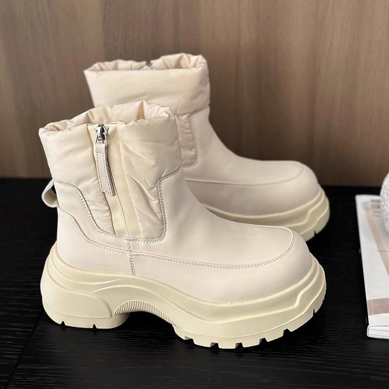 

Корейская версия однотонных зимних ботинок Martin 2024 года, простые круглые универсальные ботинки средней толщины с толстой подошвой, женские зимние ботинки 35