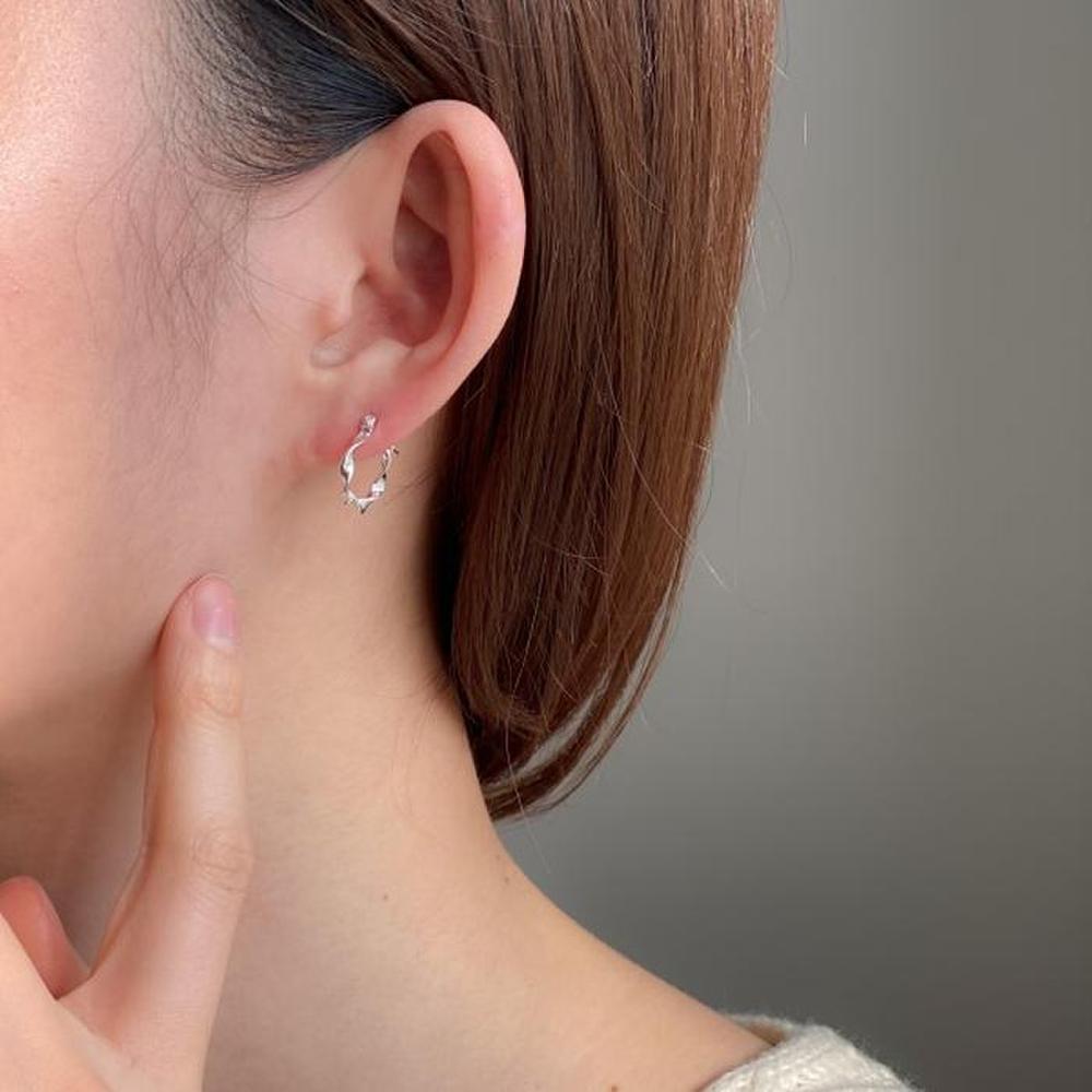 [Atirance] 925 Silver Bella Sterling Silver Needle Earrings (6608163)