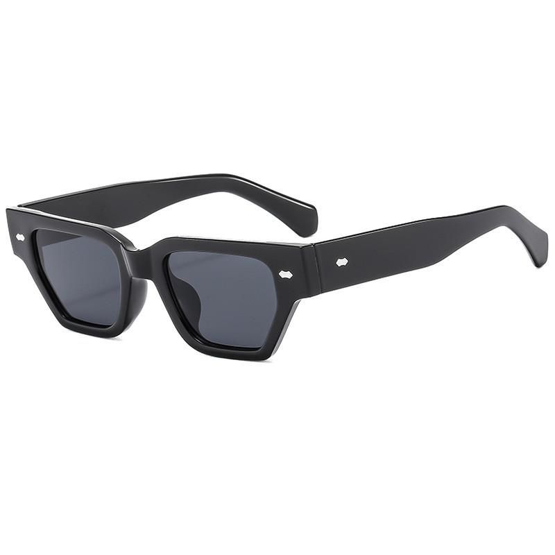 

Geometric Female Oversized Eyewear With Pc Frame For Casual And Chic Looks BlackFrameGrayLens