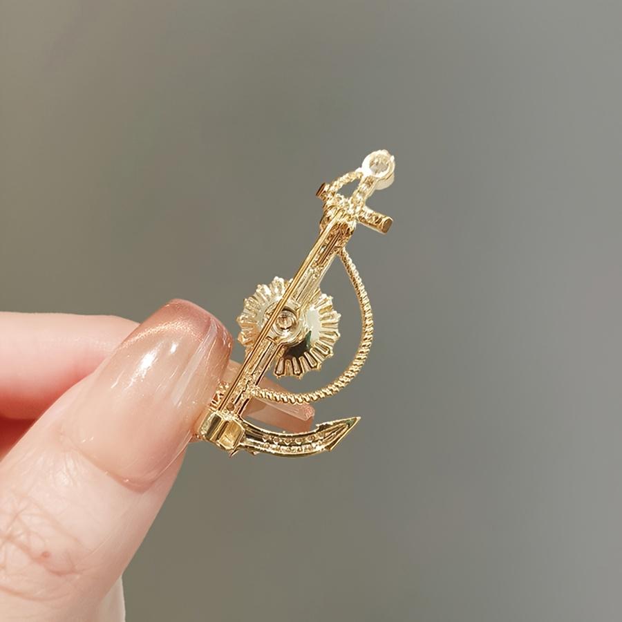 Women's Anchor Brooch, Creative And Stylish, Exuding a Sense of Luxury And Uniqueness, Refined Lapel Pin Accessory for Suits
