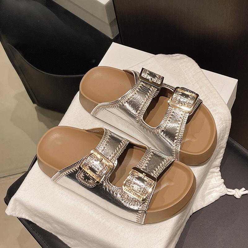 Fashion and comfortable platform slippers women's 2025 summer new outer wear Boken shoes heightened non-slip one-word slippers