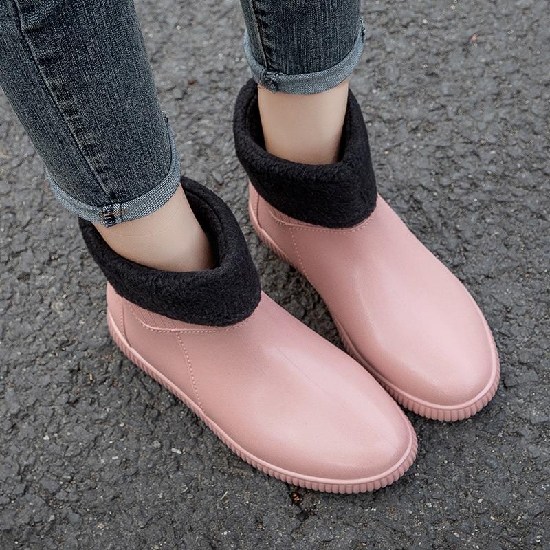Kitchen work waterproof shoes rain shoes rain boots non-slip women's summer adult rubber shoes overshoes short tube thickened fashion