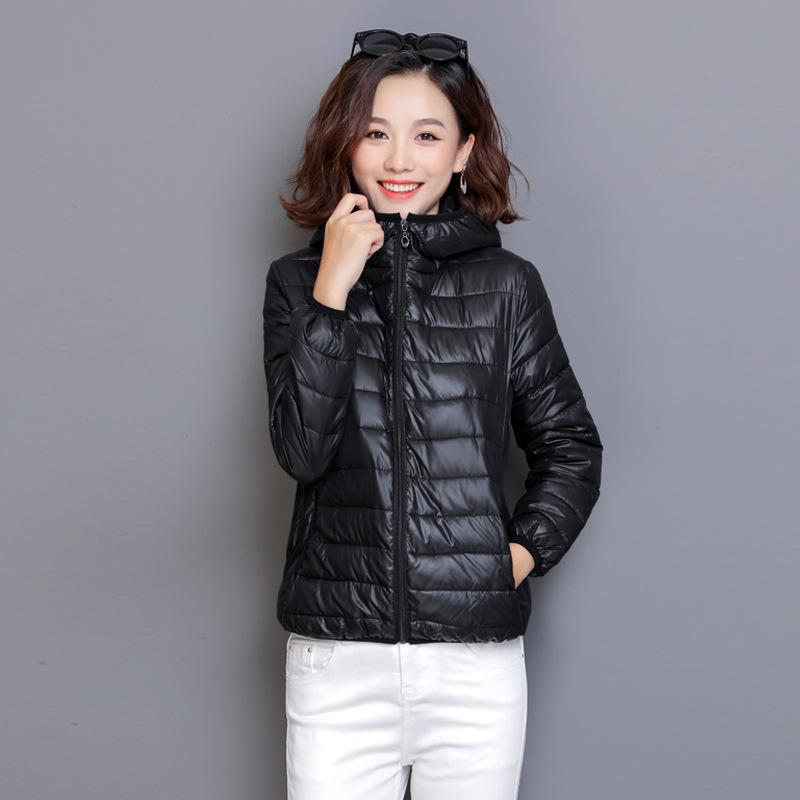 2023 New Women's Hooded Lightweight Down Cotton Coat - Korean-Style Loose Short Coat