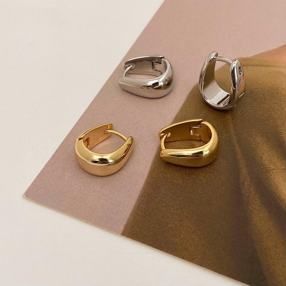 Minimalist Luxury European & American Metal Ear Cuffs and Stud Earrings for Women