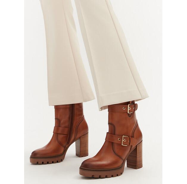 Pikolinos W1J-8791 Brown Ankle Boots