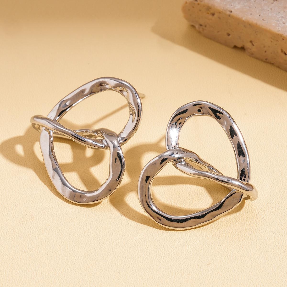 DIGADAGU Metal Irregular Heart Geometric Stud Earrings New Simple Elegant Earrings Women Daily Zircon Accessories медный