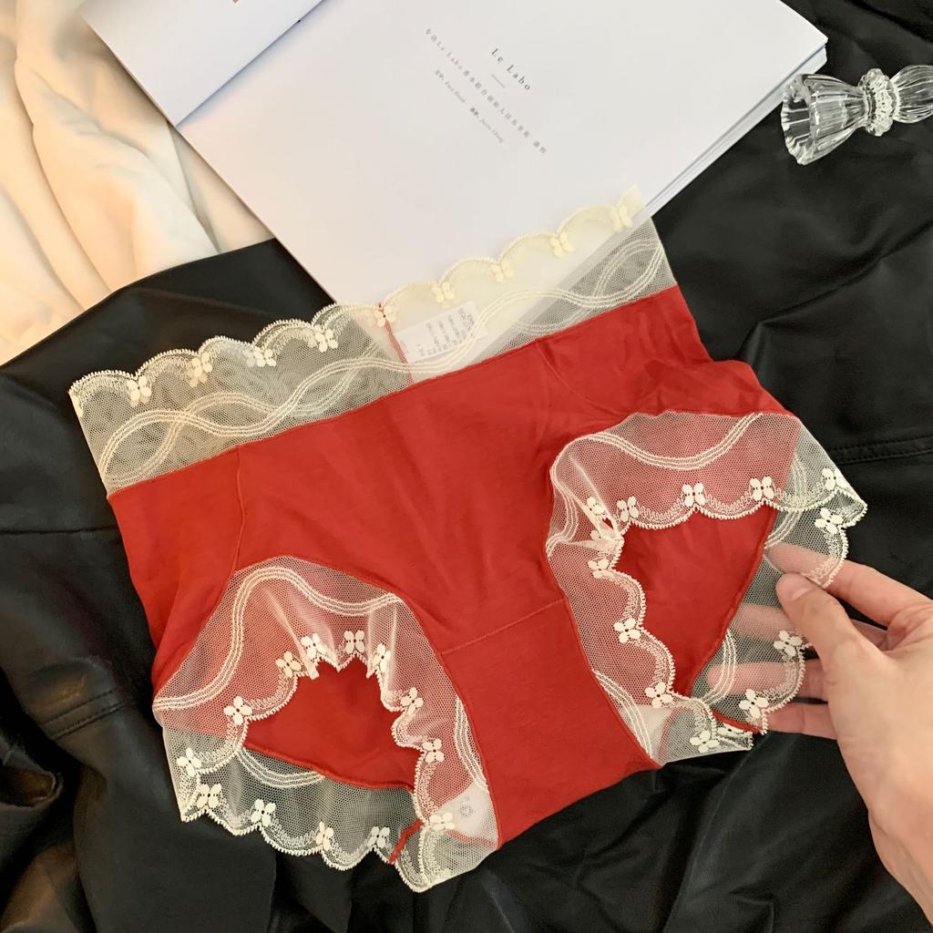 Ladies Spring and Autumn Lace Benming Year Red 10A Extended Antibacterial Crotch Mid Waist Panties