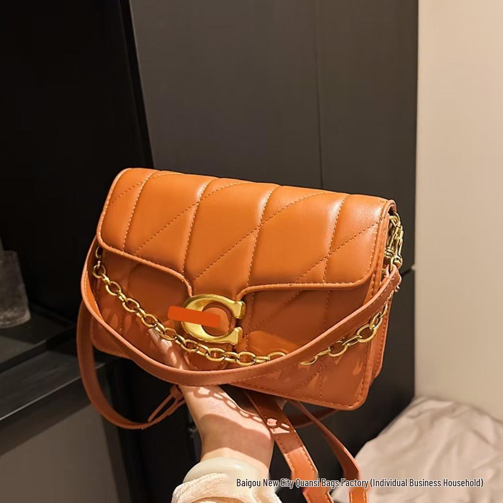 2025 Stylová lesklá taška přes rameno: Všestranná evropská a americká móda pro ženy