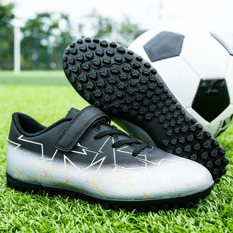 Ein Paar saisonunabhängige Leder-Fußballschuhe für Schüler mit Stollen, verschleißfeste Fußballschuhe, Größen 31-39