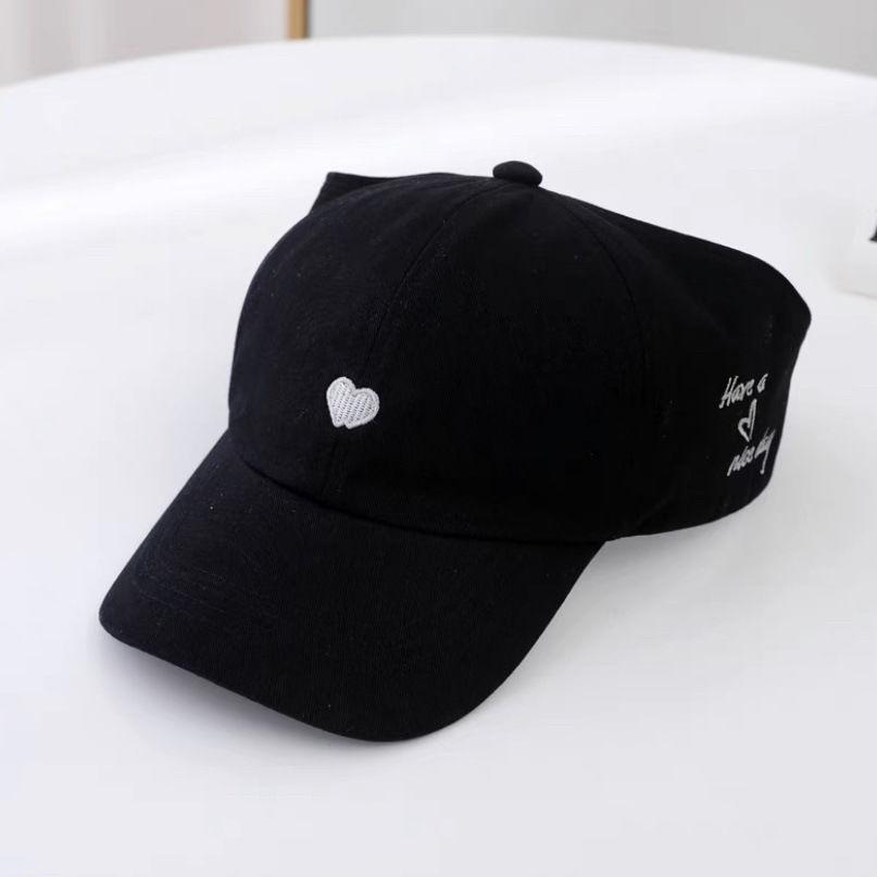 Childrens Sun Hat With Embroidered Heart Pattern For Summer Sun Protection And Breathability