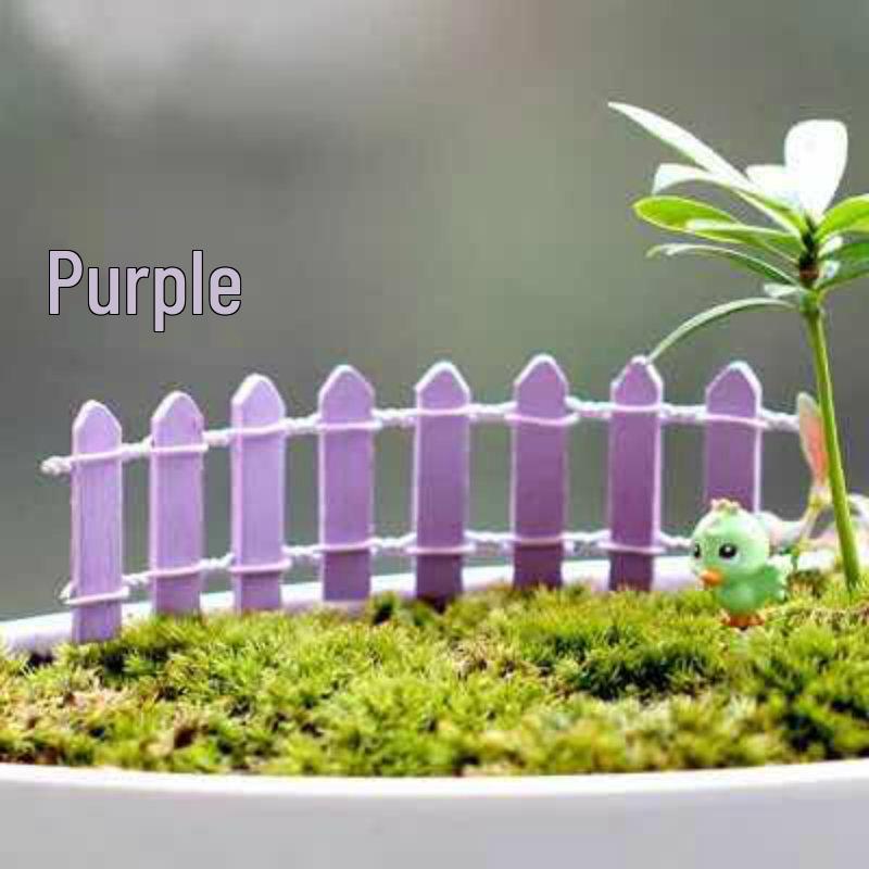 Eight-Piece Mini Succulent Wood Fence Ornaments