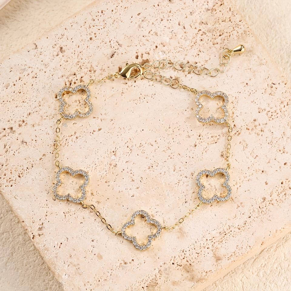 Women's Elegant Luxury Hollow Four-Leaf Flower Bracelet, French Style Jewelry Suitable for Daily Wear and Layering