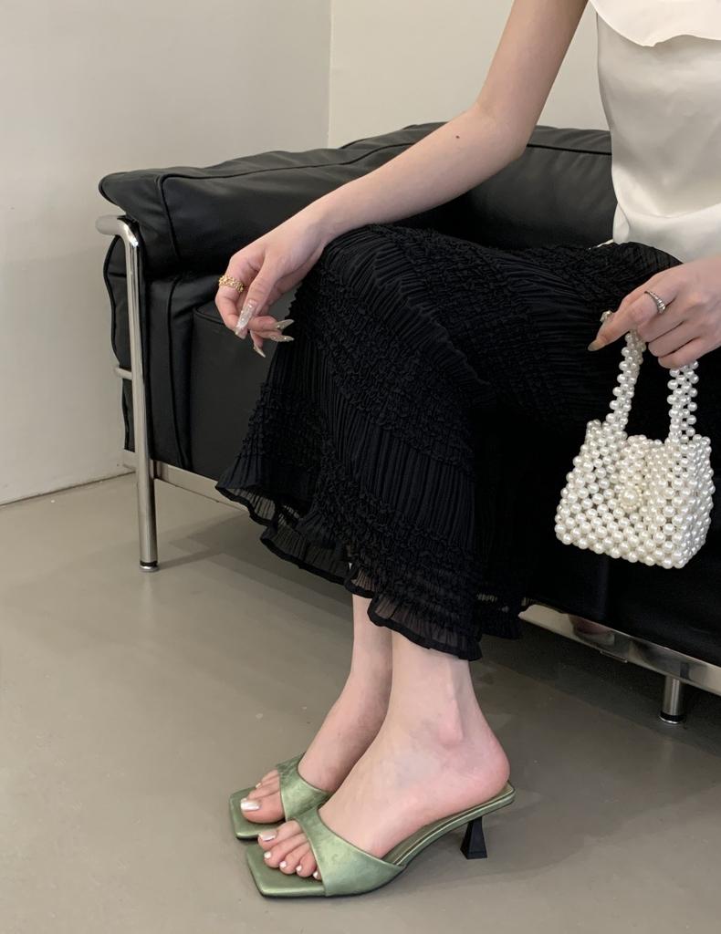 French temperament high-heeled cool slippers wear one-word square head open-toed minimalist style fine-heeled sandals women