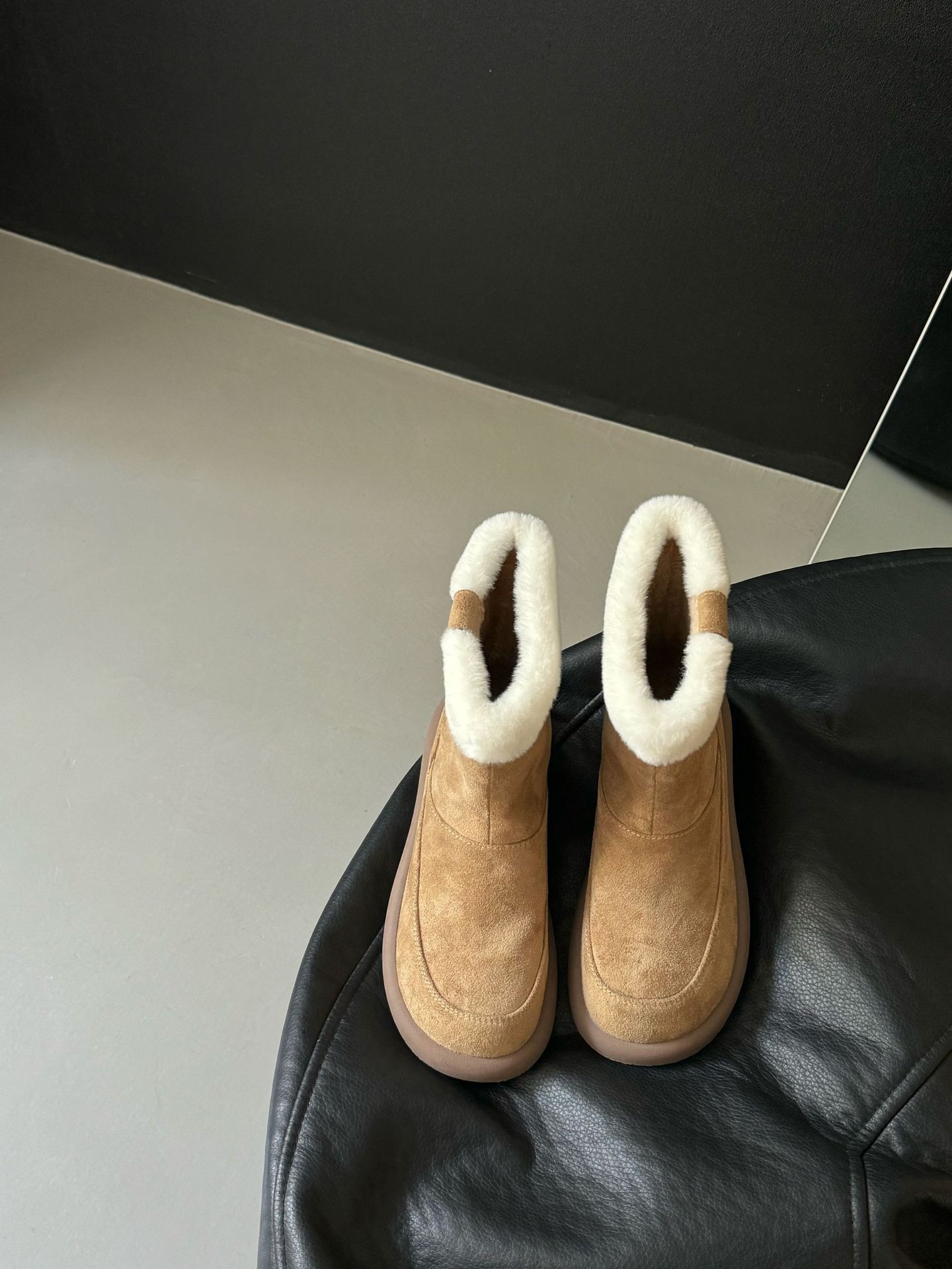 Fleece short boots women s versatile snow boots 2025 new casual winter thin boots thick-soled warm Martin boots thick heel 35