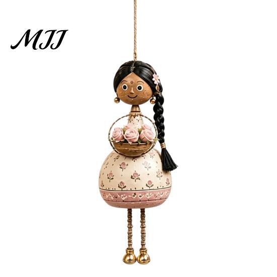 Decorazione Artistica da Interno ed Esterno Mano?Ornamento Appeso Bambola Etnica Dipinta, Ciondolo Stile Popolare con Campanella e Cesto, Statuetta Rustica Fantasiosa per la Casa Boho