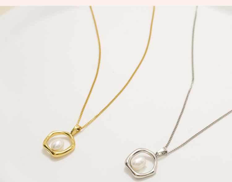 Fashionable Light Luxury Pearl Pendant Necklace with Irregular Circle Design and Durable Colorfast Titanium Steel Chain