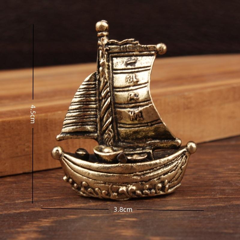 Creative Ship Ornament Small Vintage Figurine for Desktop Retro Home Decor