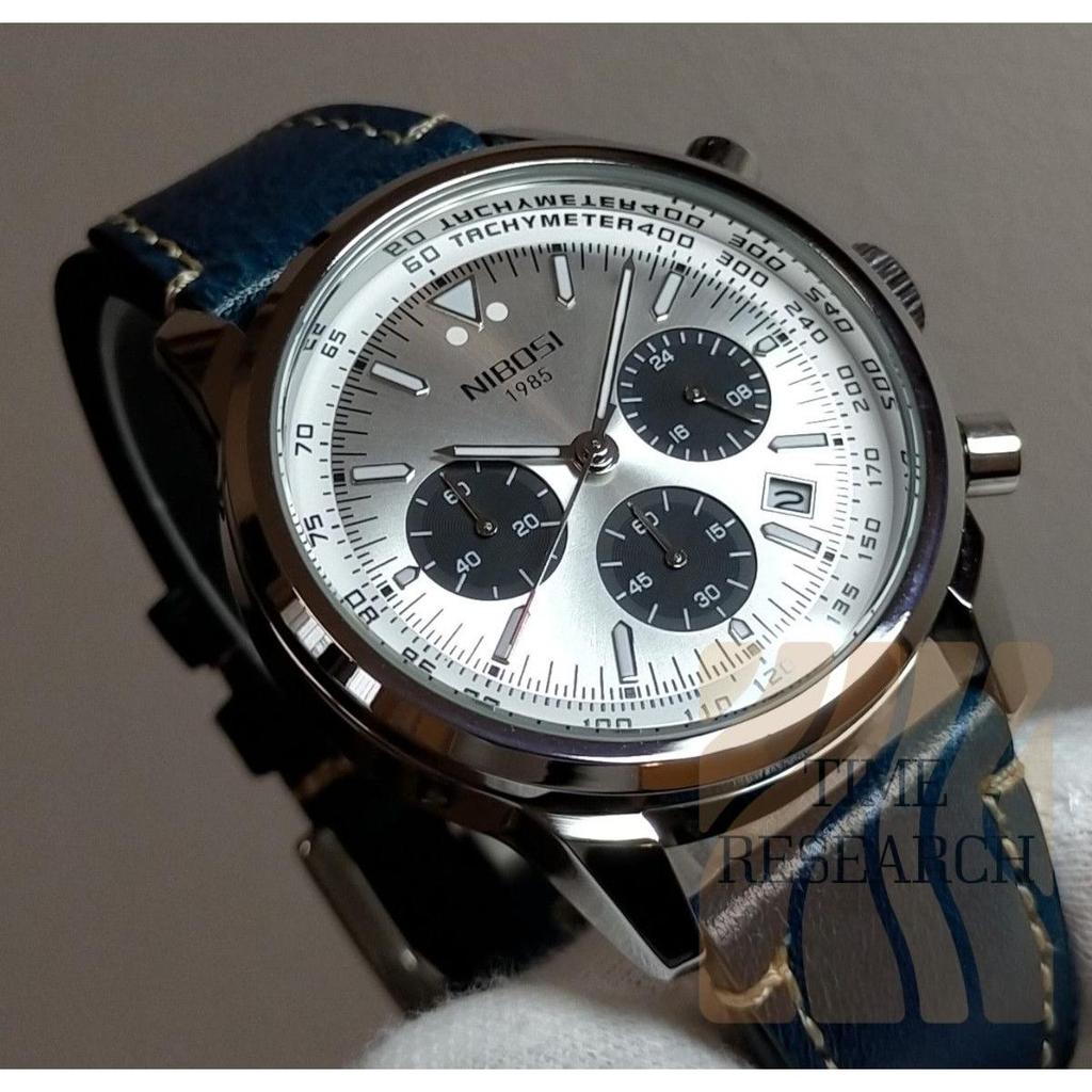 Used A high-quality chronograph watch suitable for an adult's watch [Detailed dial with tachymeter x craft leather selection/new] Panda color dial 