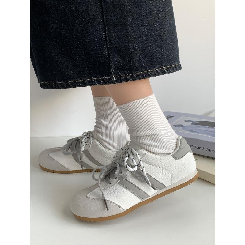 New Hot-selling New Casual Shoes Women's Lightweight Soft-soled Sports Shoes 2681