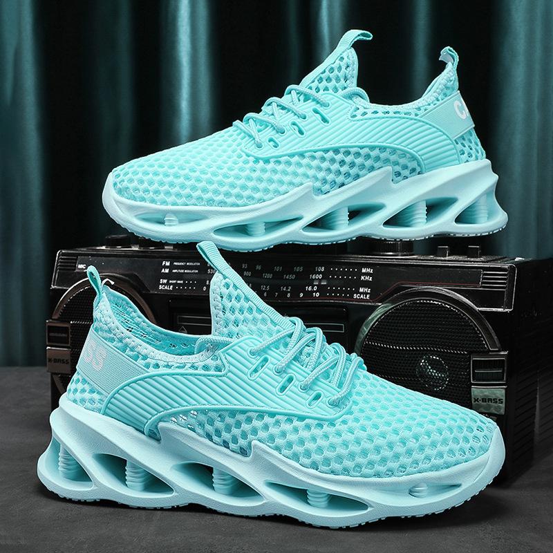 2025 new summer model breathable mesh lightweight sports shoes running shoes fitness shock-absorbing soft sole hollow couple explosion