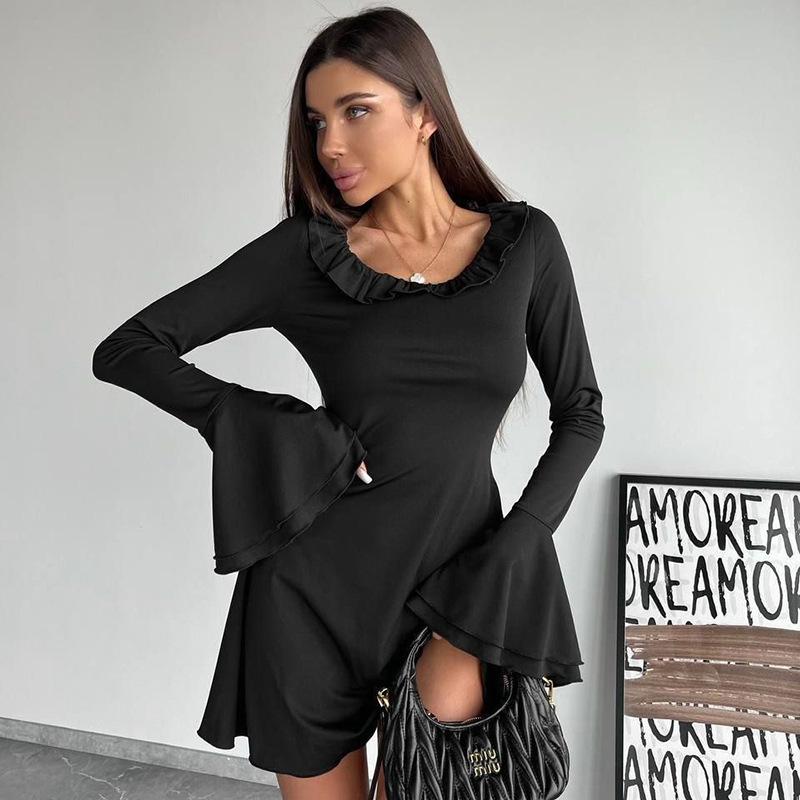 European & American Women's Solid Color Lace Flared Long Sleeve Slimming Dress