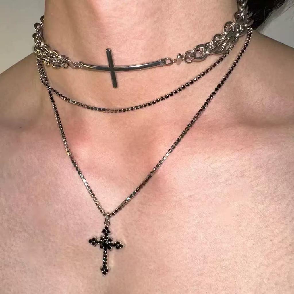 Mehrschichtiges Sternanhänger Halsketten Set, Y2K Mehrfachketten Silberfarben Stapelbare Halsketten für Damen