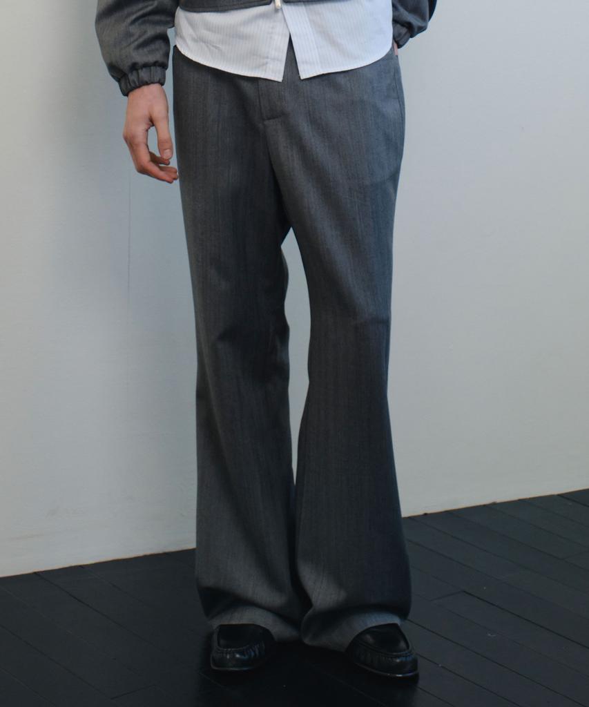 Beleun Structured Herringbone Flare Pants (Gray)