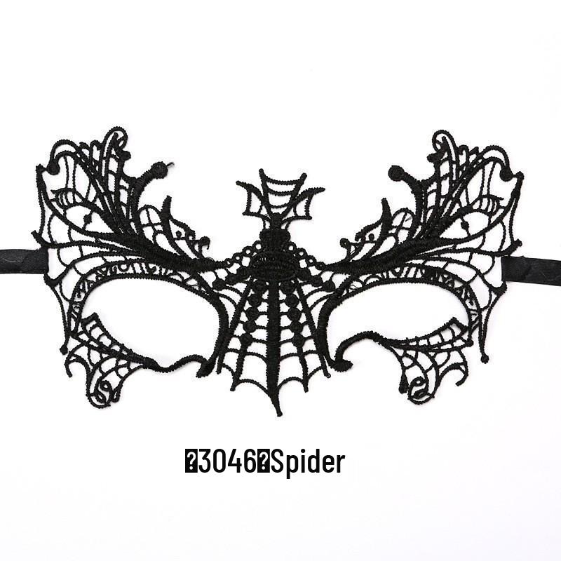 Černá krajková královská oční maska na Halloween nebo kostýmové večírky