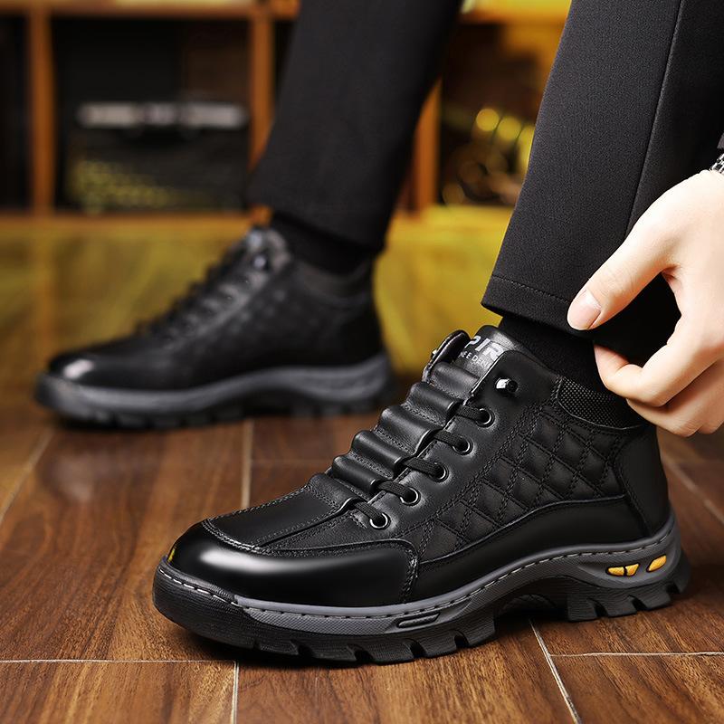 Northeast Snow Boots Winter Men's High-top Warm Thickened Wool Pedal the Elderly Cotton Shoes Slip Casual Shoes
