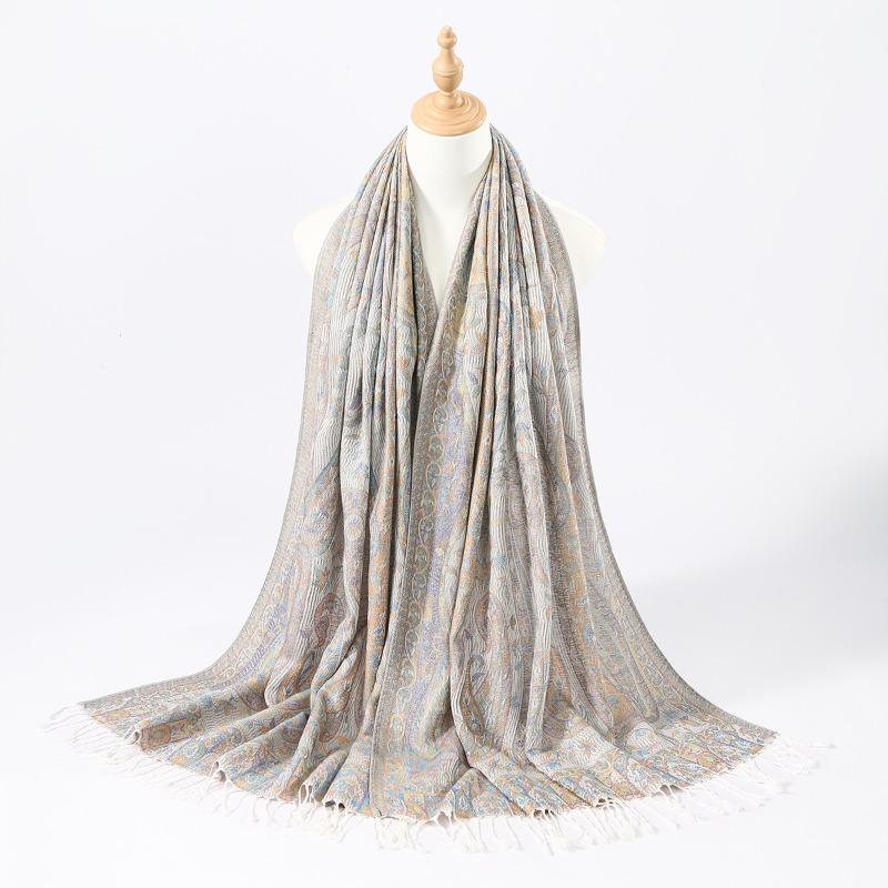 Hot-selling Popular Polyester Cashew Jacquard Long Towel Versatile Fashion Shawl Scarf