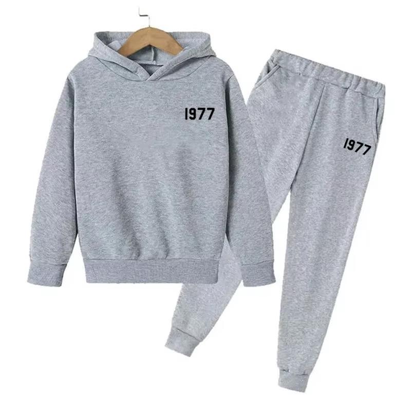 Fashion Casual 1977 Boys Girls 2 Piece Sets Tracksuit Kids Hooded Sports Suit Children Hoodies Sweatshirt Top+Pants Streetwear