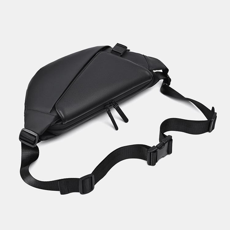 Outdoor lightweight breast bag messenger bag