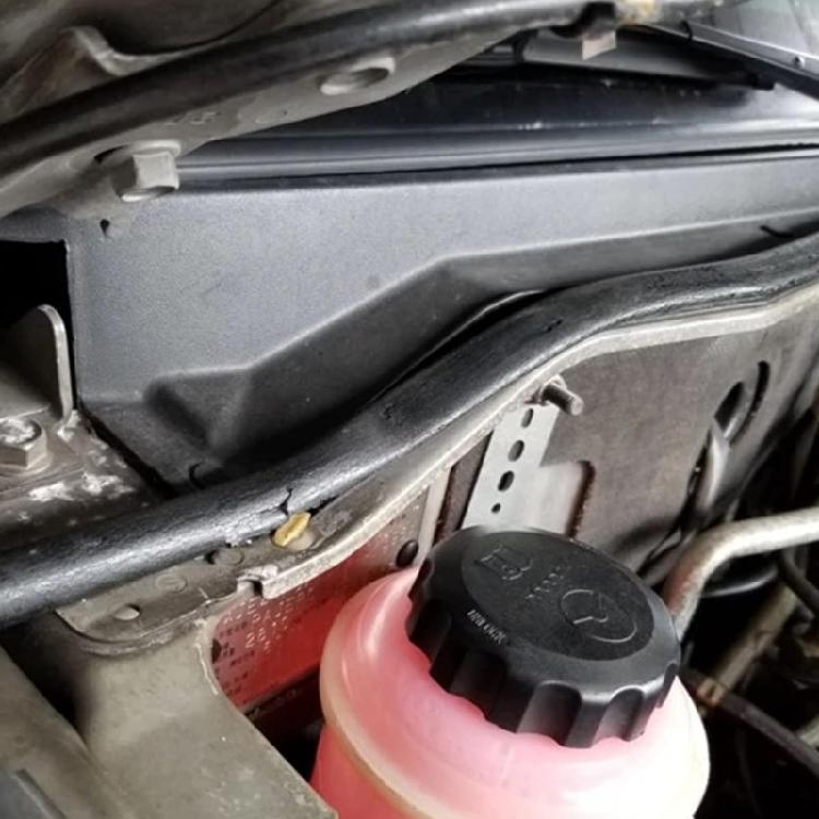 Strisce Sigillanti Flessibili per Cofano Auto Montaggio Diretto Gomma Resistente Agli Intemperie Riduzione Rumore per V93 V97 V98 V95 5902A054